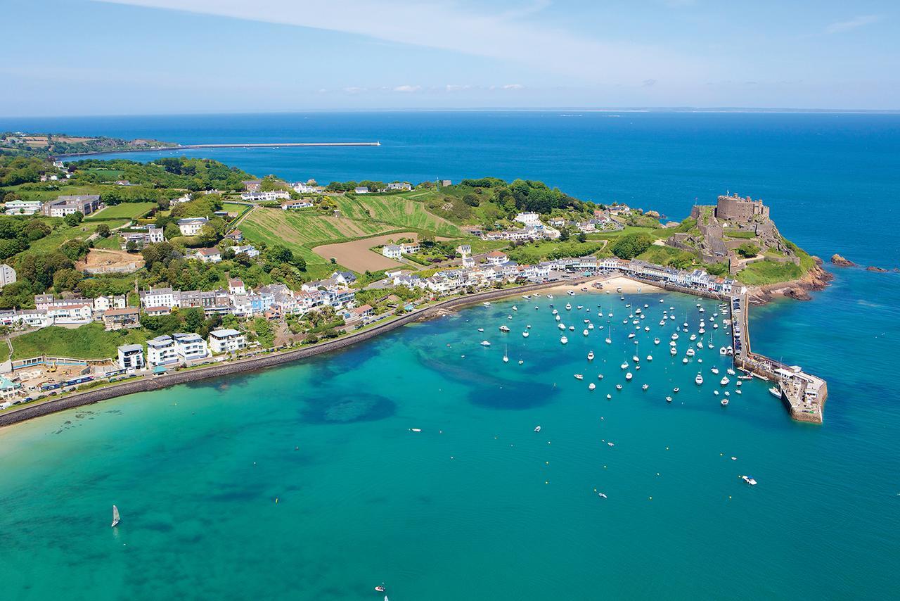 Seascale Hotel & Restaurant Gorey Exterior photo